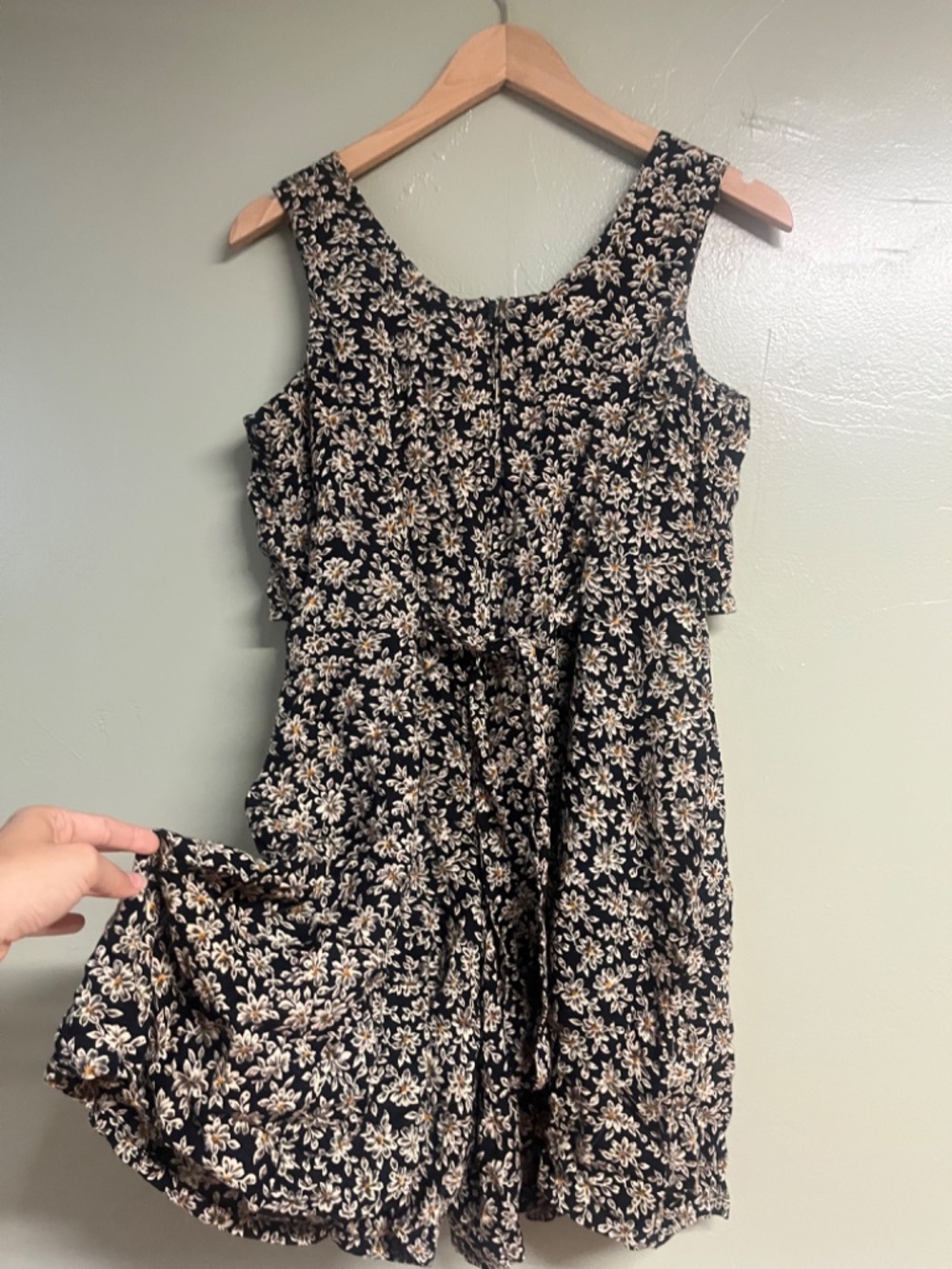 Black floral jumper - Picture 4 of 6